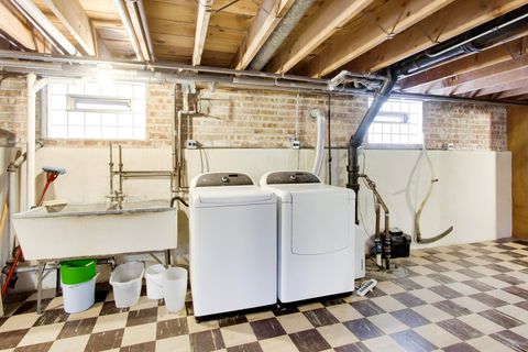 Tiny photo for 5731 S Newland Avenue, Chicago, IL 60638 (MLS # 12604783)