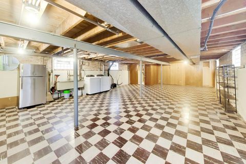 Tiny photo for 5731 S Newland Avenue, Chicago, IL 60638 (MLS # 12604783)