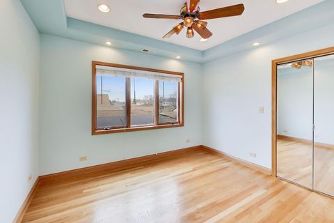 Tiny photo for 5731 S Newland Avenue, Chicago, IL 60638 (MLS # 12604783)