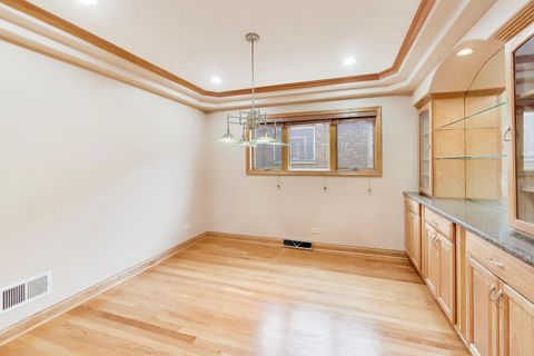 Tiny photo for 5731 S Newland Avenue, Chicago, IL 60638 (MLS # 12604783)