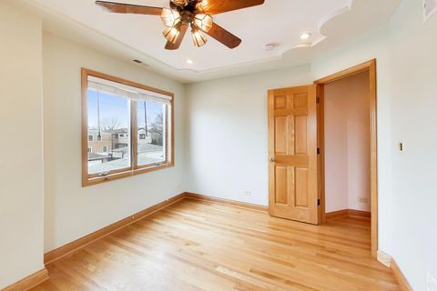 Tiny photo for 5731 S Newland Avenue, Chicago, IL 60638 (MLS # 12604783)