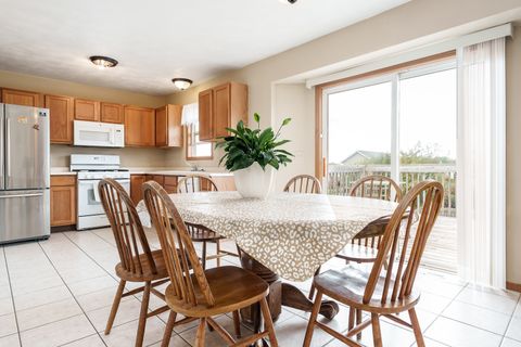 Tiny photo for 3854 Allenhurst Lane, Rockford, IL 61101 (MLS # 12505600)