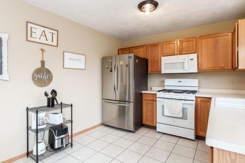 Tiny photo for 3854 Allenhurst Lane, Rockford, IL 61101 (MLS # 12505600)