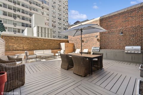 Tiny photo for 3920 N LAKE SHORE Drive #4N, Chicago, IL 60613 (MLS # 12414993)