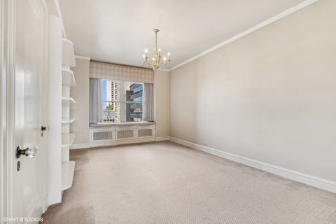 Tiny photo for 3920 N LAKE SHORE Drive #4N, Chicago, IL 60613 (MLS # 12414993)