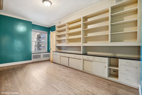 Tiny photo for 3920 N LAKE SHORE Drive #4N, Chicago, IL 60613 (MLS # 12414993)