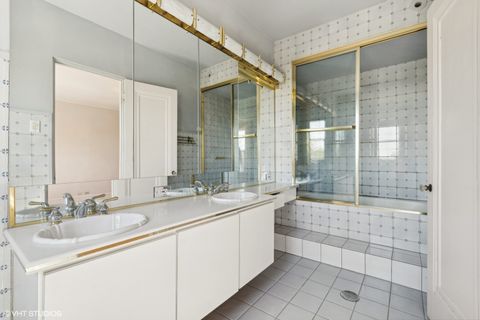 Tiny photo for 3920 N LAKE SHORE Drive #4N, Chicago, IL 60613 (MLS # 12414993)