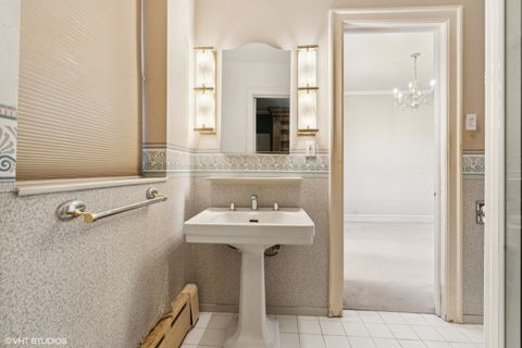 Tiny photo for 3920 N LAKE SHORE Drive #4N, Chicago, IL 60613 (MLS # 12414993)