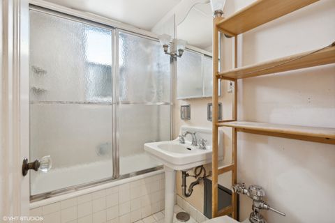 Tiny photo for 3920 N LAKE SHORE Drive #4N, Chicago, IL 60613 (MLS # 12414993)