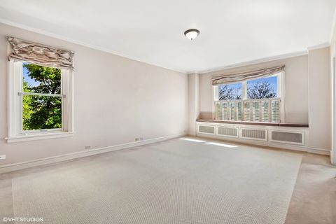 Tiny photo for 3920 N LAKE SHORE Drive #4N, Chicago, IL 60613 (MLS # 12414993)