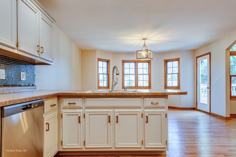 Tiny photo for 2335 Oakwood Lane, Marseilles, IL 61341 (MLS # 12062645)