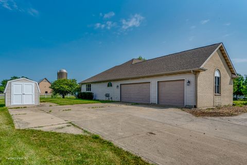 Tiny photo for 2335 Oakwood Lane, Marseilles, IL 61341 (MLS # 12062645)