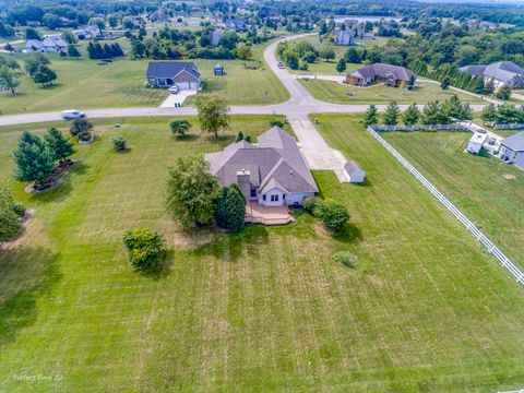 Tiny photo for 2335 Oakwood Lane, Marseilles, IL 61341 (MLS # 12062645)