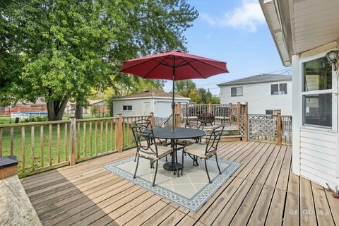 Tiny photo for 15450 Millard Avenue, Markham, IL 60428 (MLS # 12499490)