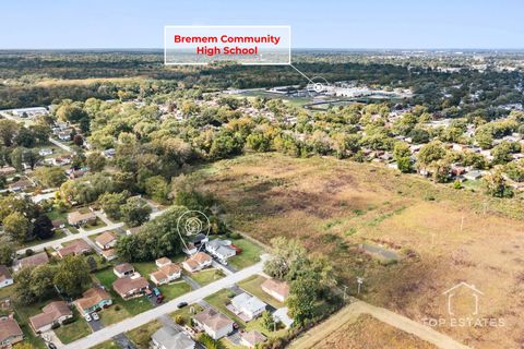 Tiny photo for 15450 Millard Avenue, Markham, IL 60428 (MLS # 12499490)