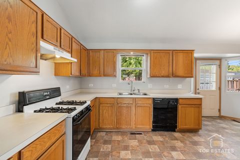 Tiny photo for 15450 Millard Avenue, Markham, IL 60428 (MLS # 12499490)