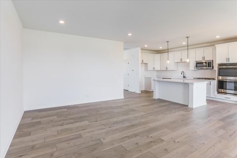 Tiny photo for Oswego, IL 60543 (MLS # 12652978)