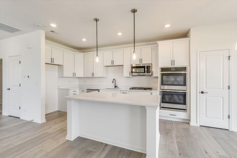 Tiny photo for Oswego, IL 60543 (MLS # 12652978)