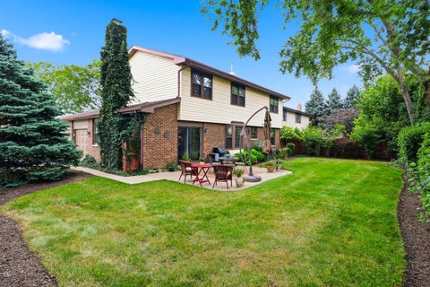 Tiny photo for 1222 Biscayne Drive, Elk Grove Village, IL 60007 (MLS # 12785387)