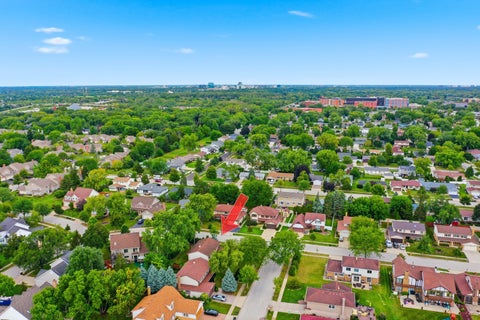 Tiny photo for 1222 Biscayne Drive, Elk Grove Village, IL 60007 (MLS # 12785387)