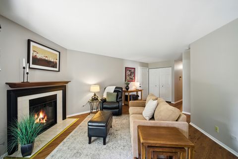Tiny photo for 1412 Shore Court #C1, Wheeling, IL 60090 (MLS # 12461413)