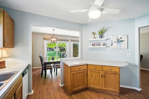 Tiny photo for 1412 Shore Court #C1, Wheeling, IL 60090 (MLS # 12461413)