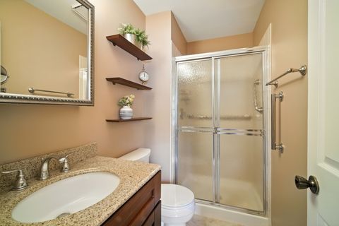 Tiny photo for 1412 Shore Court #C1, Wheeling, IL 60090 (MLS # 12461413)