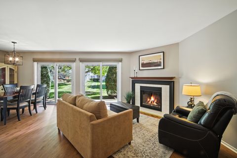 Tiny photo for 1412 Shore Court #C1, Wheeling, IL 60090 (MLS # 12461413)