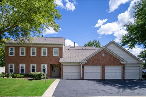Photo of 1412 Shore Court #C1, Wheeling, IL 60090 (MLS # 12461413)