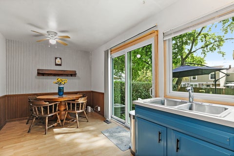 Tiny photo for 1961 Governors Lane, Hoffman Estates, IL 60169 (MLS # 12756624)