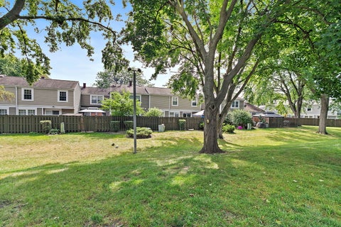 Tiny photo for 1961 Governors Lane, Hoffman Estates, IL 60169 (MLS # 12756624)