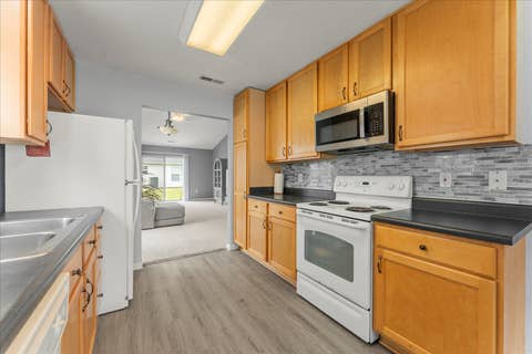 Tiny photo for 703 Bardeen Lane, Champaign, IL 61822 (MLS # 12693019)