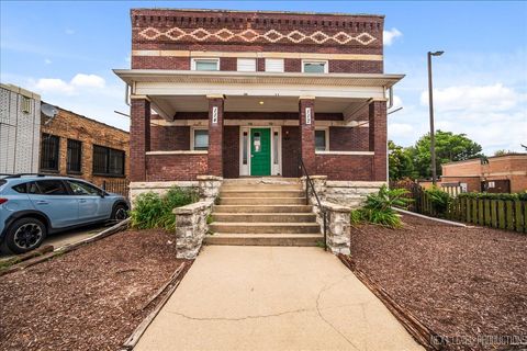 112-114 N Center Street Joliet IL 60435