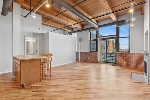 Tiny photo for Chicago, IL 60647 (MLS # 12437986)
