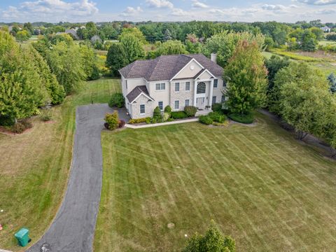 Tiny photo for 2 TWIN EAGLES Court, Hawthorn Woods, IL 60047 (MLS # 12468481)