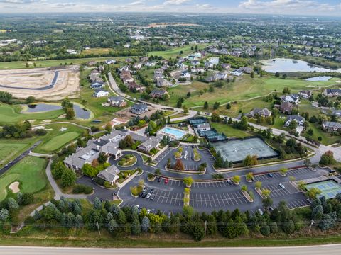 Tiny photo for 2 TWIN EAGLES Court, Hawthorn Woods, IL 60047 (MLS # 12468481)