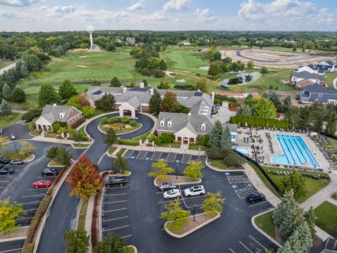 Tiny photo for 2 TWIN EAGLES Court, Hawthorn Woods, IL 60047 (MLS # 12468481)