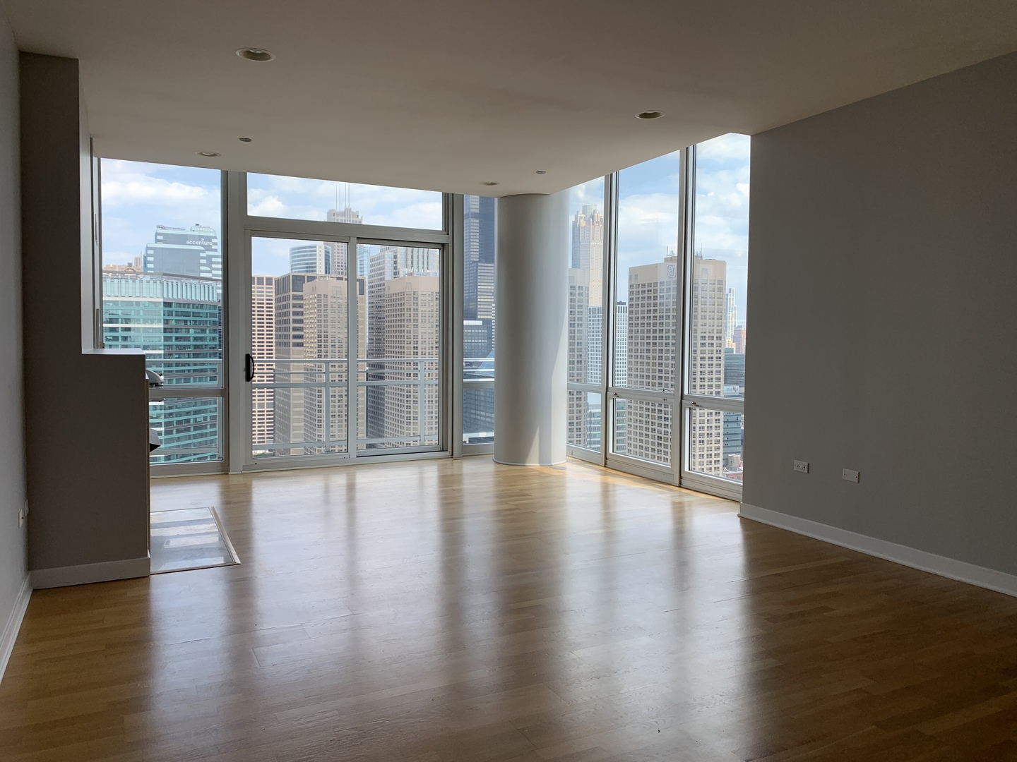 737 W Washington Boulevard 3407