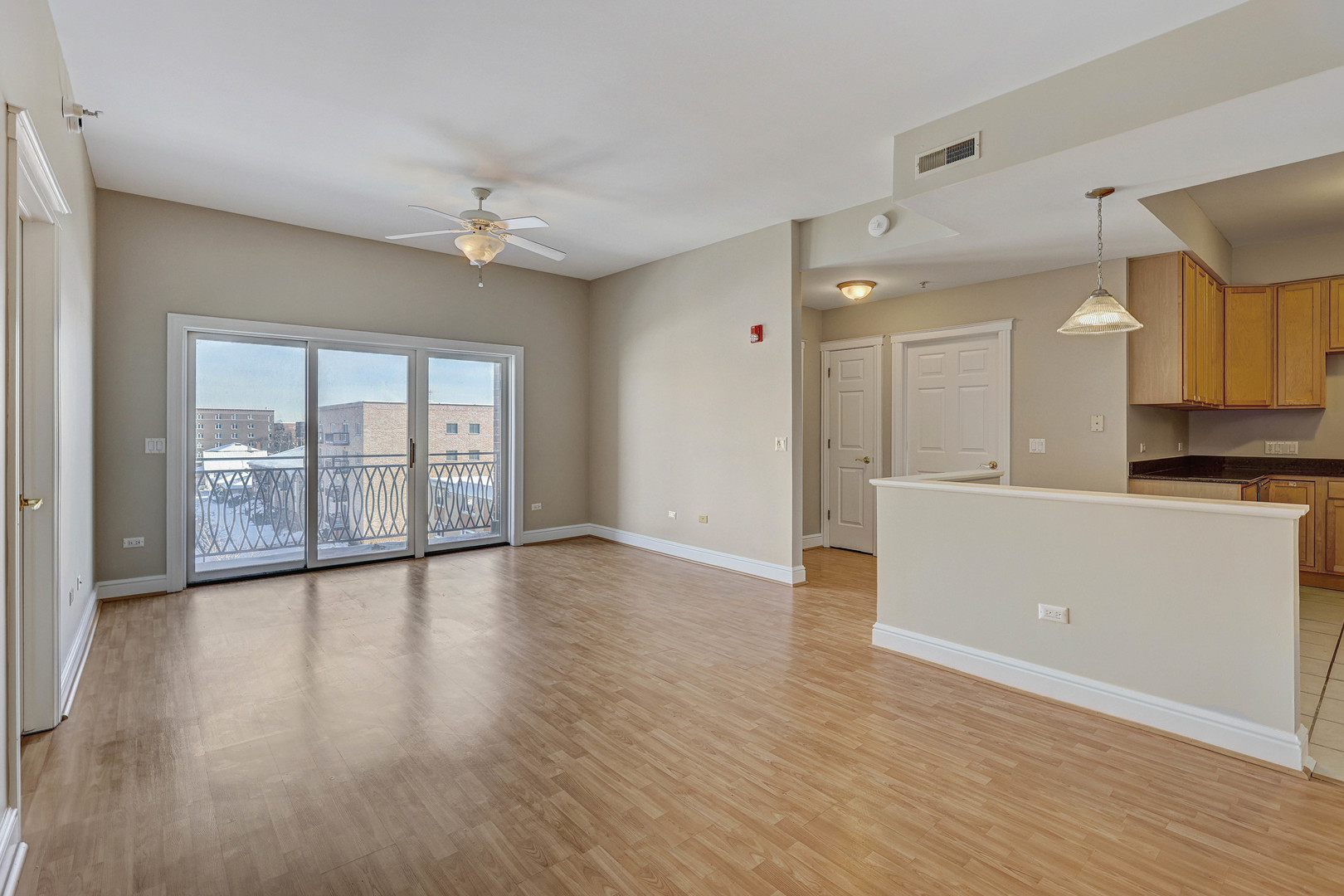 450 S WESTERN Avenue 506