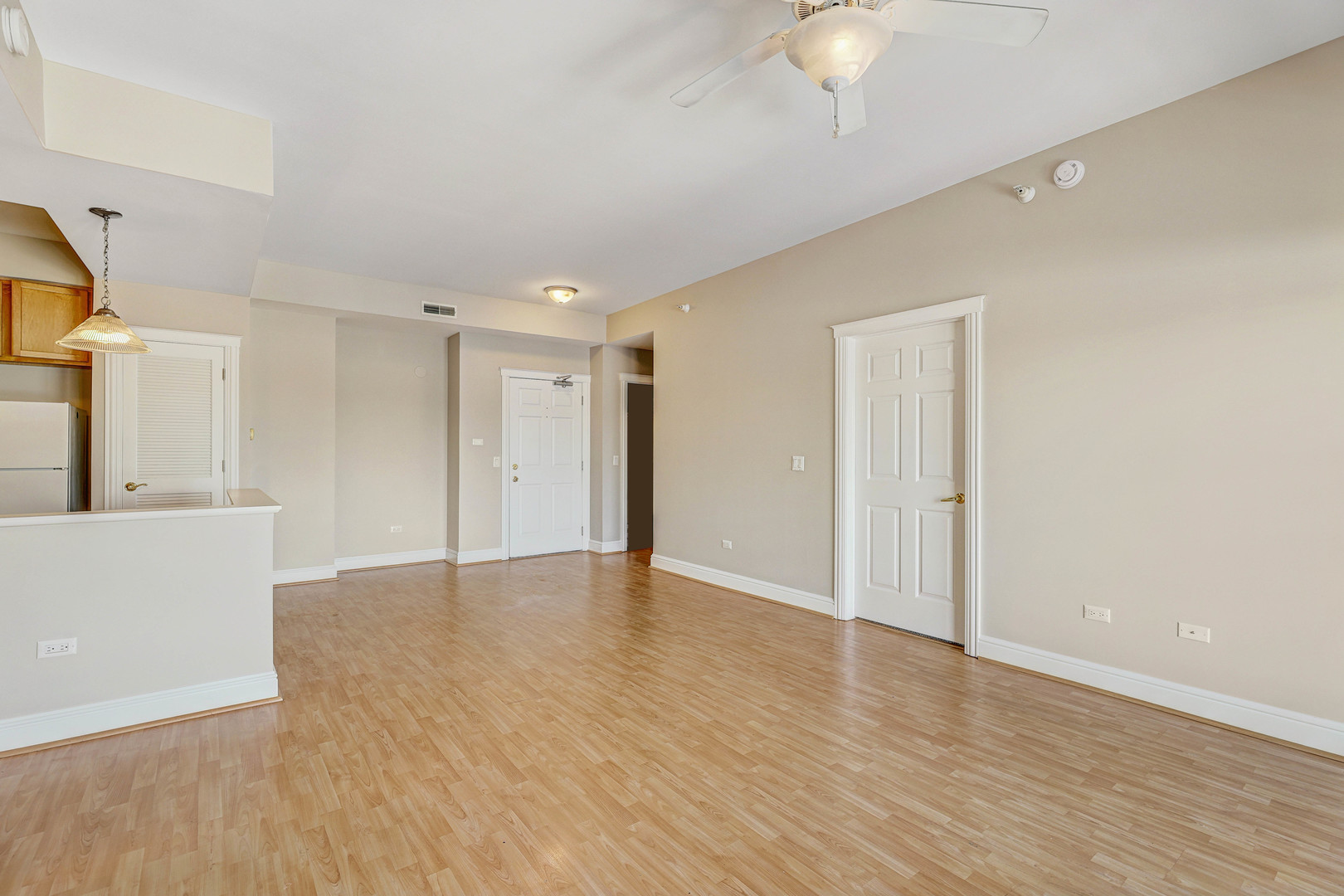 450 S WESTERN Avenue 506