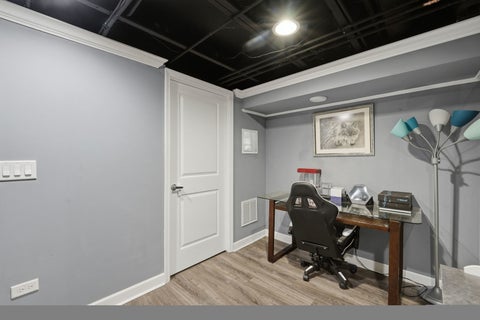 Tiny photo for 1503 Haise Lane, Elk Grove Village, IL 60007 (MLS # 12719359)