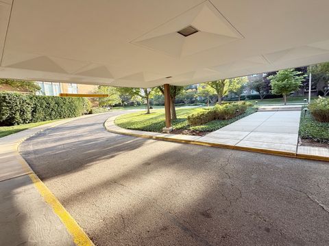 Tiny photo for 1301 N Western Avenue #335, Lake Forest, IL 60045 (MLS # 12475500)