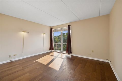 Tiny photo for 1301 N Western Avenue #335, Lake Forest, IL 60045 (MLS # 12475500)