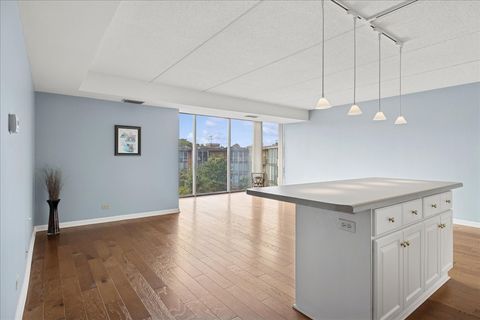 Tiny photo for 1301 N Western Avenue #335, Lake Forest, IL 60045 (MLS # 12475500)