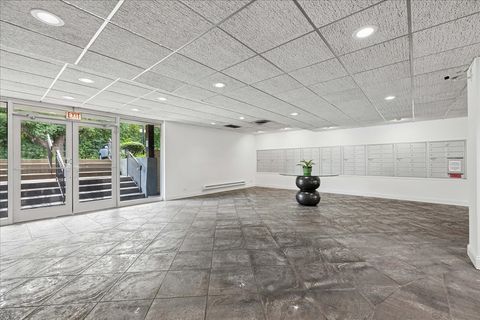 Tiny photo for 1301 N Western Avenue #335, Lake Forest, IL 60045 (MLS # 12475500)