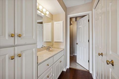 Tiny photo for 1301 N Western Avenue #335, Lake Forest, IL 60045 (MLS # 12475500)