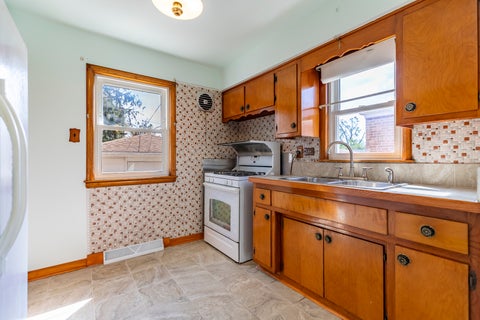 Tiny photo for 627 Sangamon Street, Chicago Heights, IL 60411 (MLS # 12754015)