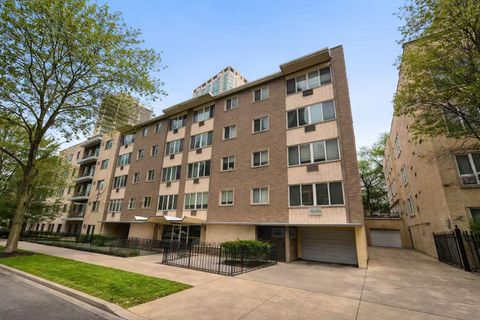 539 W Stratford Place 407 Chicago IL 60657