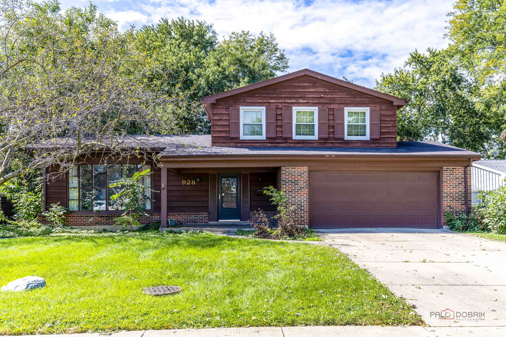928 Rohlwing Road