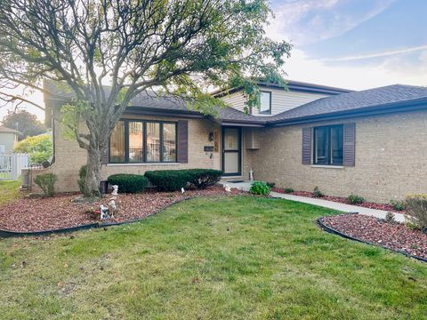 Tiny photo for 12024 S Van Beveren Drive, Alsip, IL 60803 (MLS # 12473803)